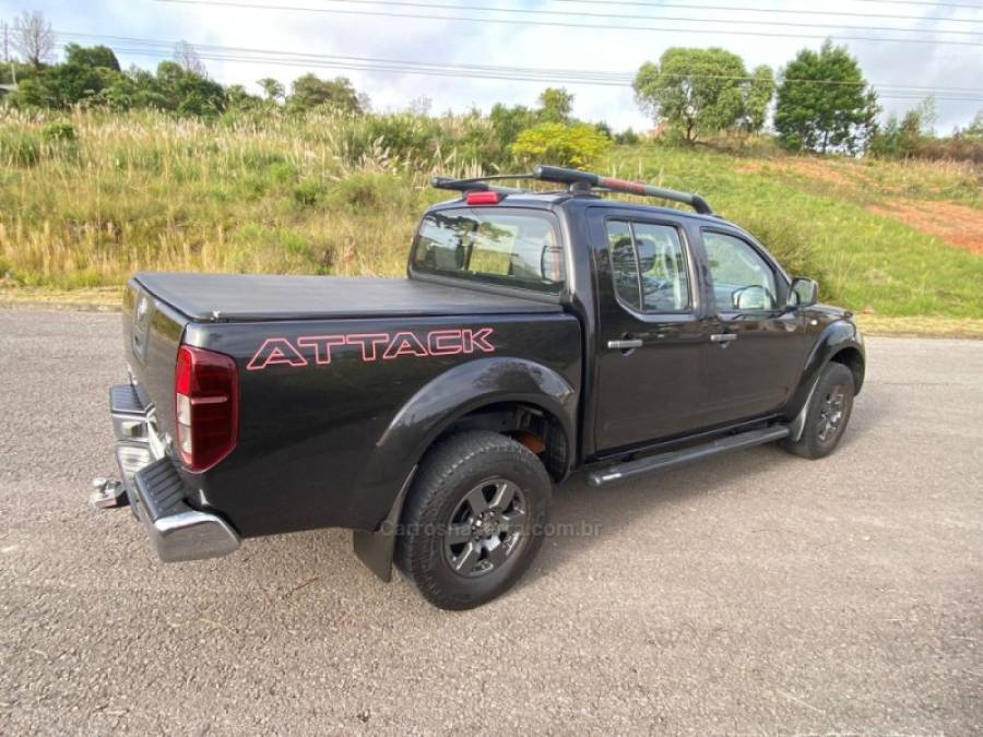 NISSAN - FRONTIER - 2013/2014 - Preta - R$ 90.000,00