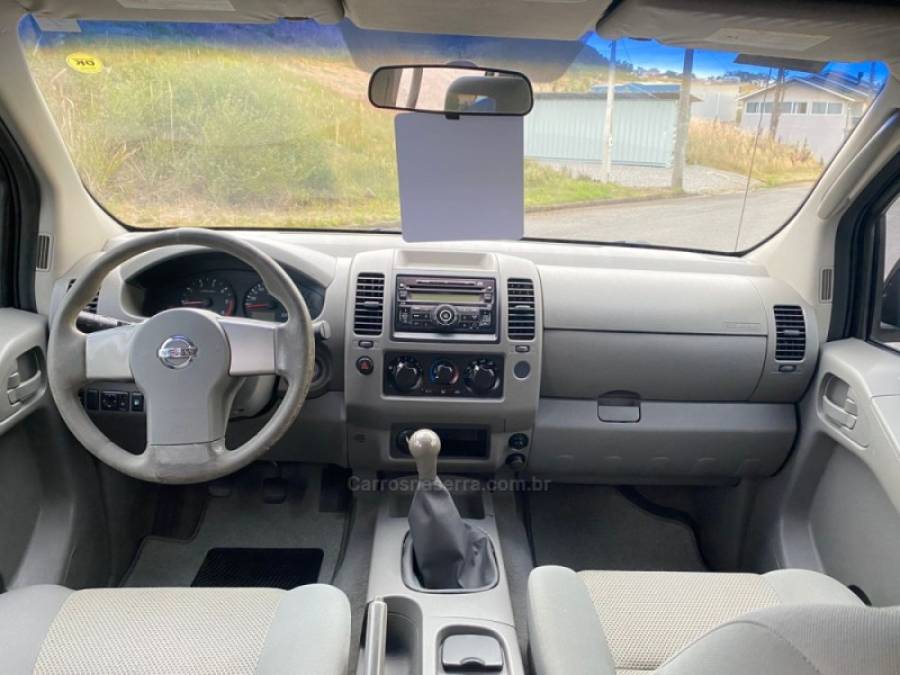 NISSAN - FRONTIER - 2008/2009 - Preta - R$ 74.000,00