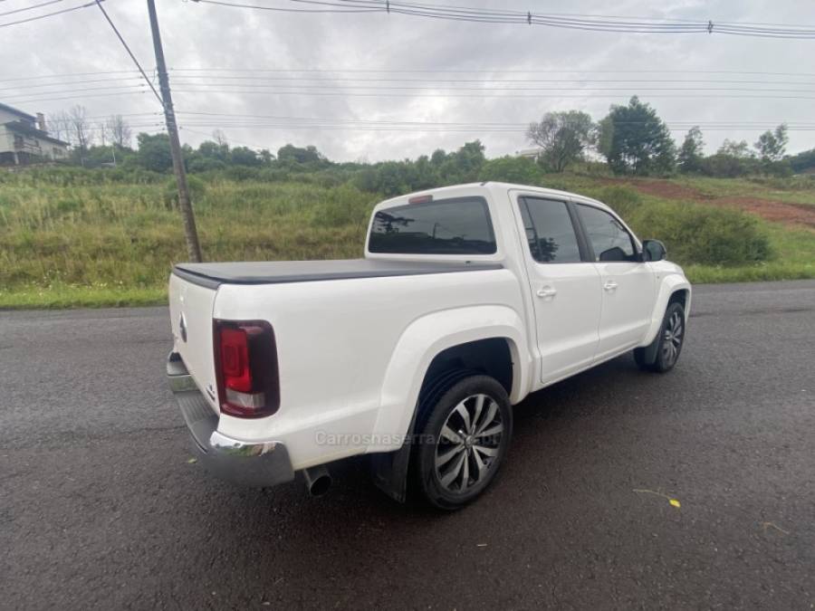 VOLKSWAGEN - AMAROK - 2019/2020 - Branca - R$ 152.000,00