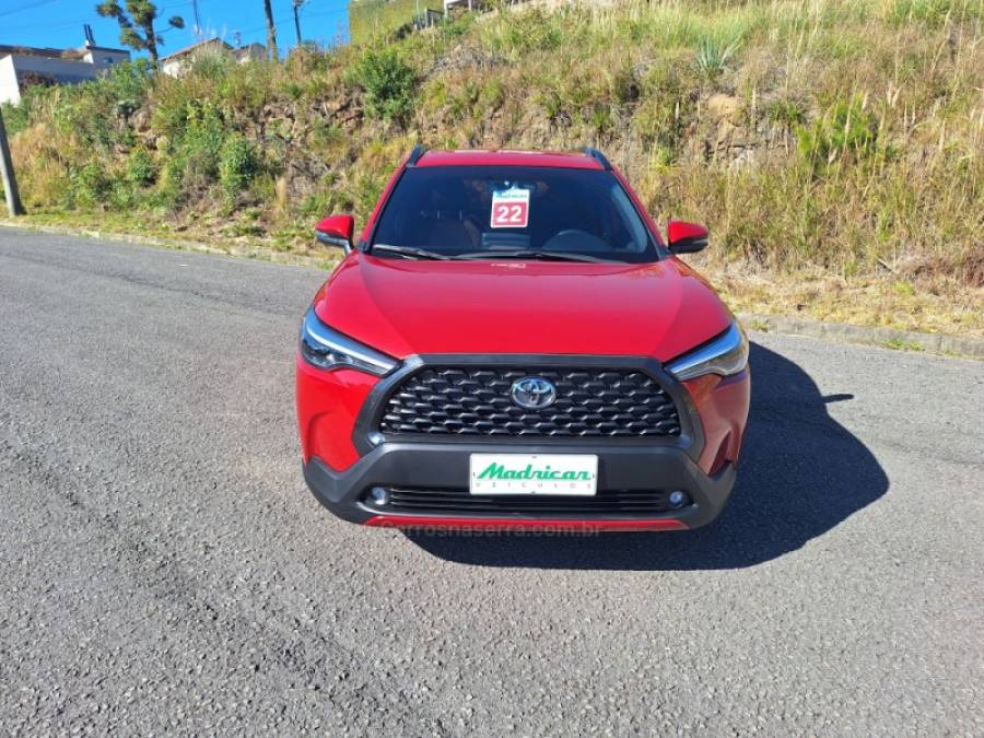 TOYOTA - COROLLA - 2021/2022 - Vermelha - R$ 135.000,00