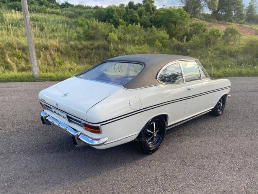 INTERNATIONAL - 4700 - 1968/1968 - Branca - R$ 120.000,00