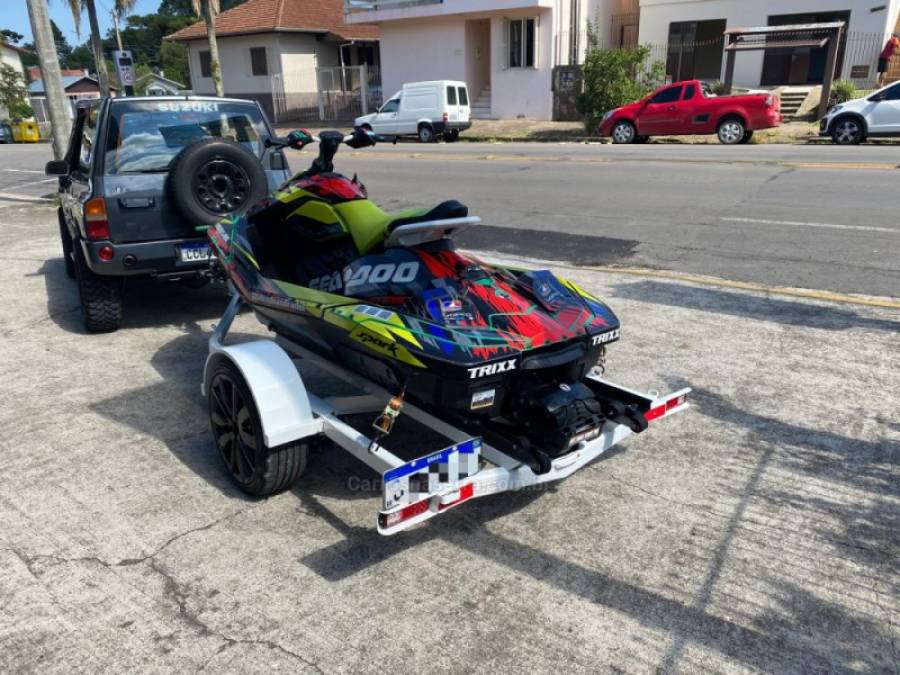 SEADOO - JET SKI - 2019/2019 - Vermelha - R$ 70.000,00