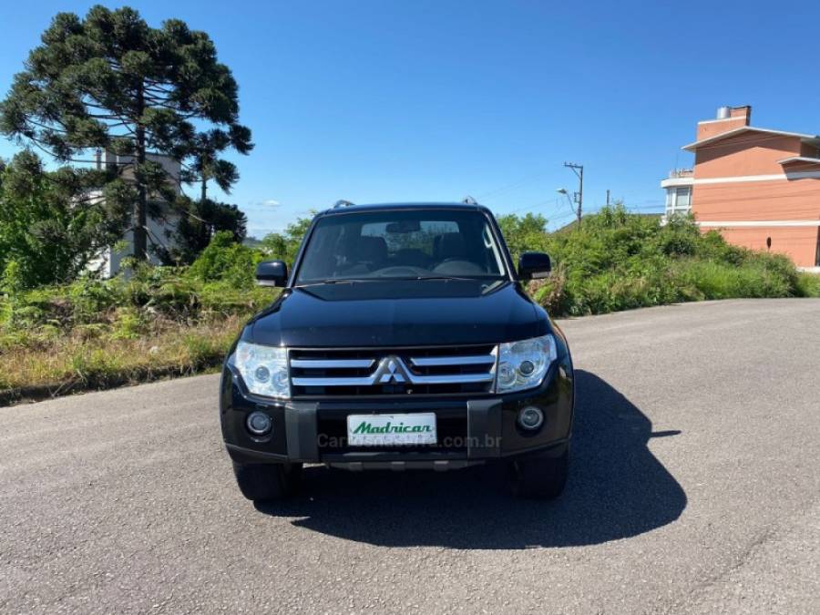 MITSUBISHI - PAJERO FULL - 2008/2008 - Preta - R$ 85.000,00