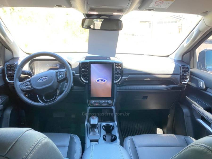 FORD - RANGER - 2023/2024 - Preta - R$ 310.000,00