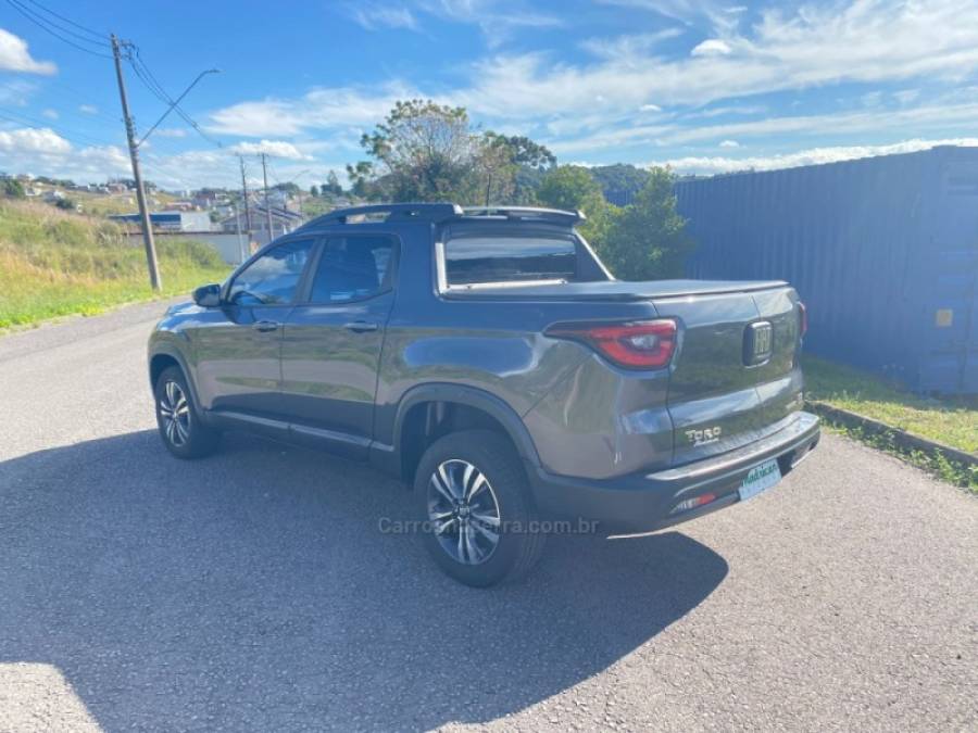 FIAT - TORO - 2023/2024 - Cinza - R$ 135.000,00