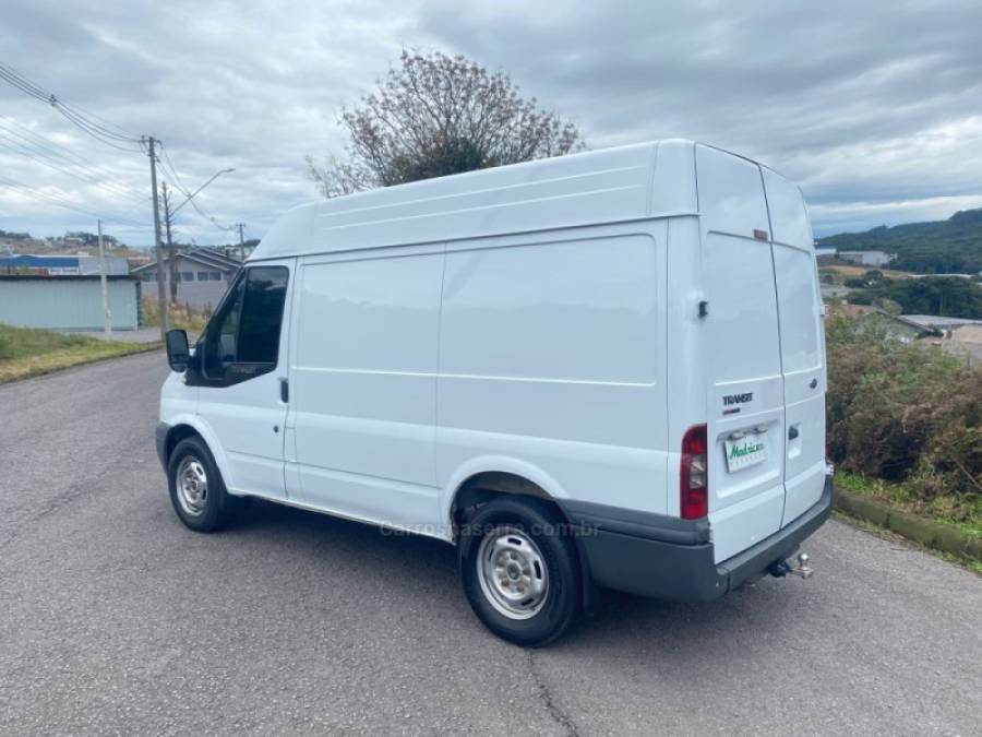 FORD - TRANSIT - 2011/2011 - Branca - R$ 72.000,00