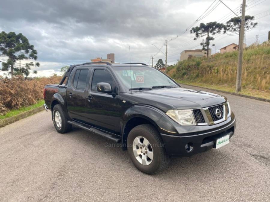 NISSAN - FRONTIER - 2008/2009 - Preta - R$ 74.000,00