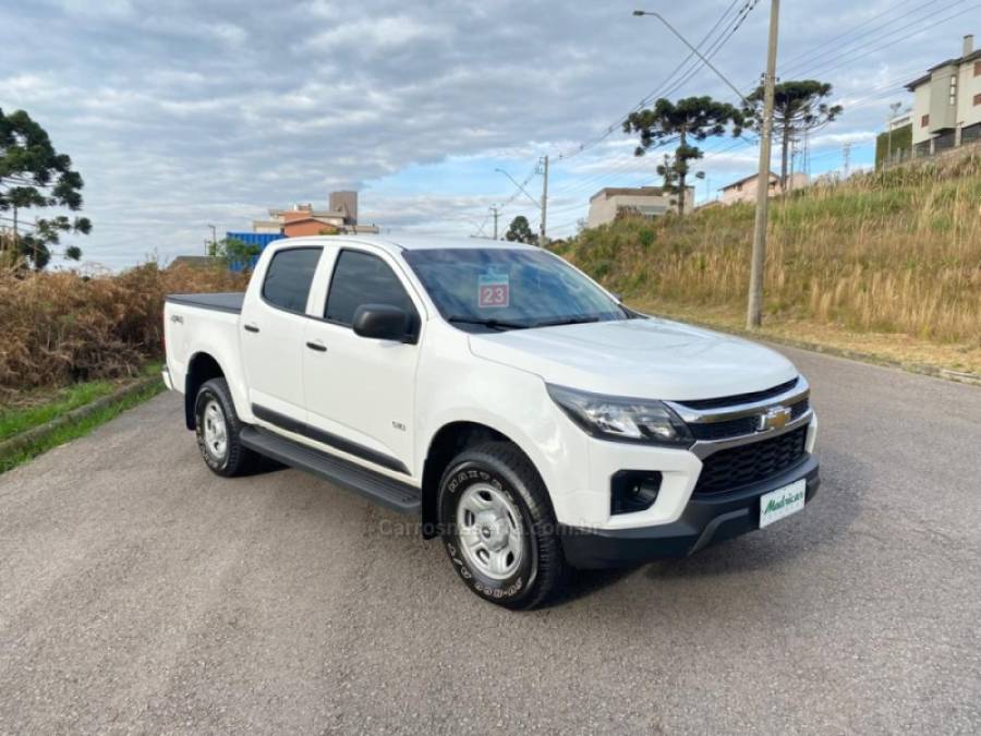 CHEVROLET - S10 - 2022/2023 - Branca - R$ 149.900,00