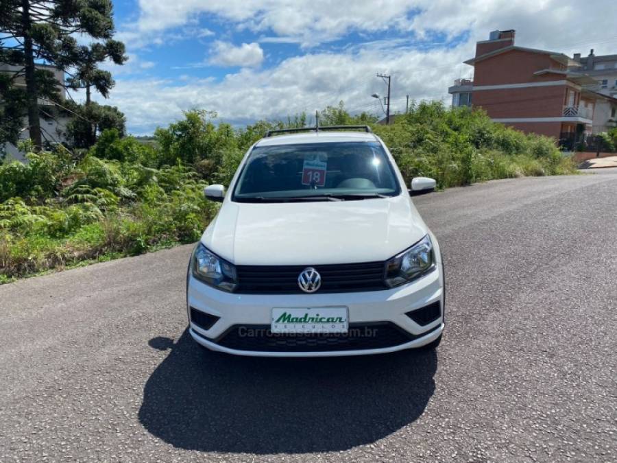 VOLKSWAGEN - SAVEIRO - 2017/2018 - Branca - R$ 61.500,00