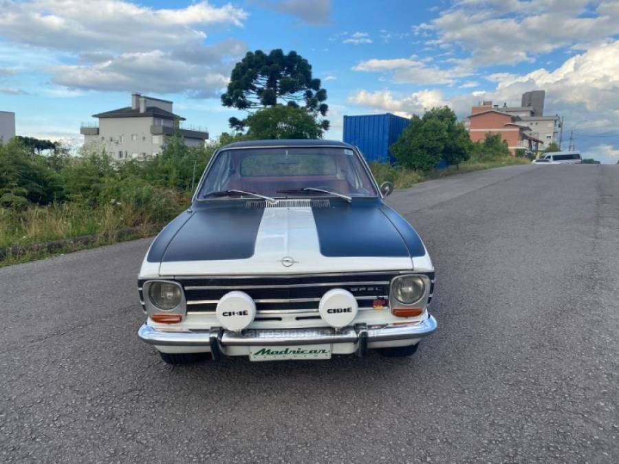 OPEL - OLYMPIA A - 1968/1968 - Branca - R$ 120.000,00