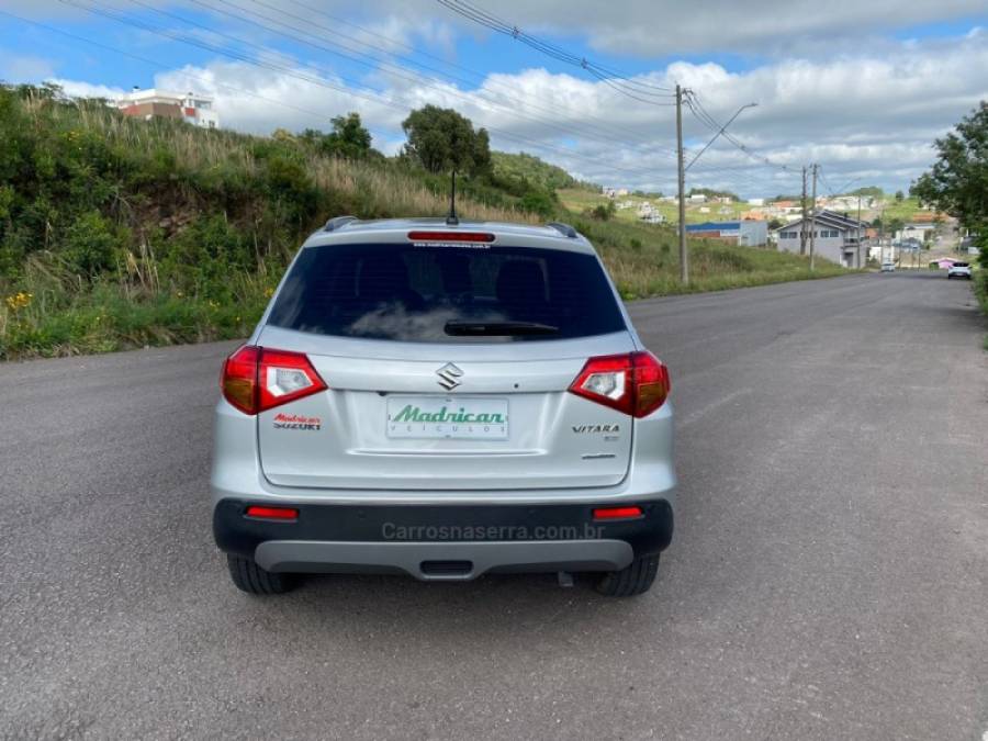 SUZUKI - VITARA - 2017/2018 - Prata - R$ 87.000,00