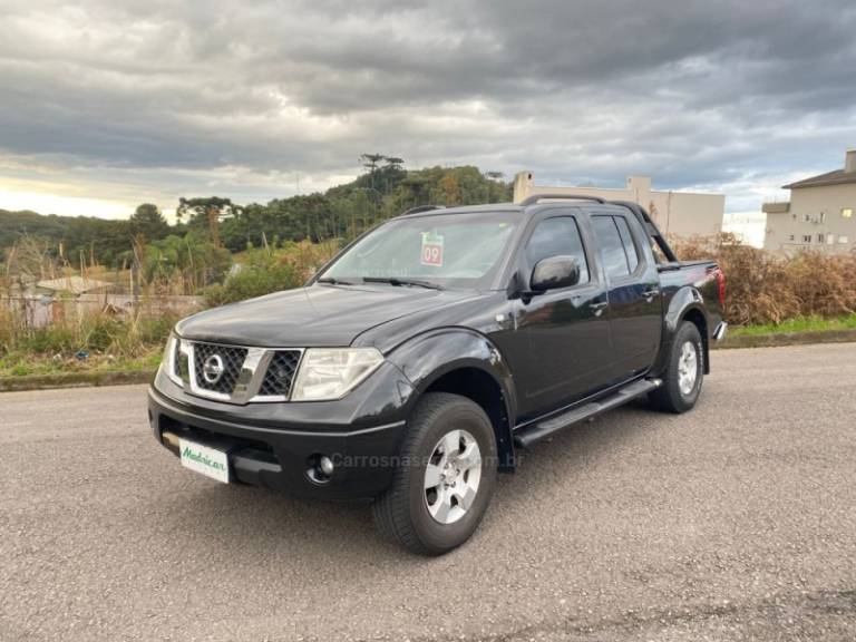 NISSAN - FRONTIER - 2008/2009 - Preta - R$ 74.000,00