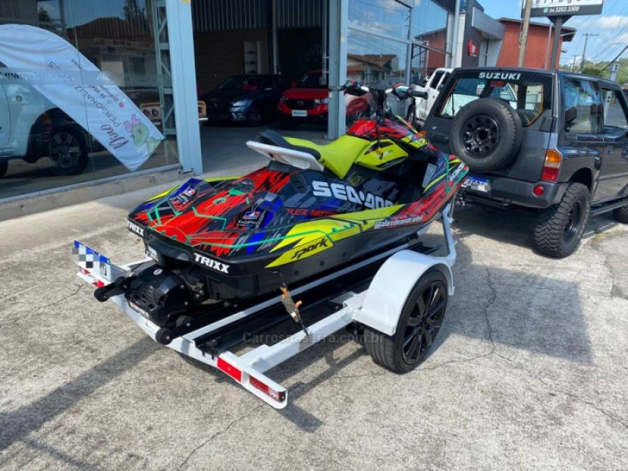 SEADOO - JET SKI - 2019/2019 - Vermelha - R$ 70.000,00