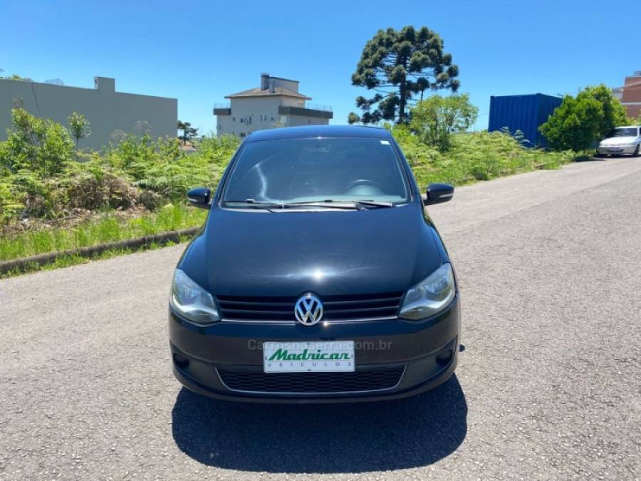 VOLKSWAGEN - FOX - 2014/2014 - Preta - R$ 42.500,00