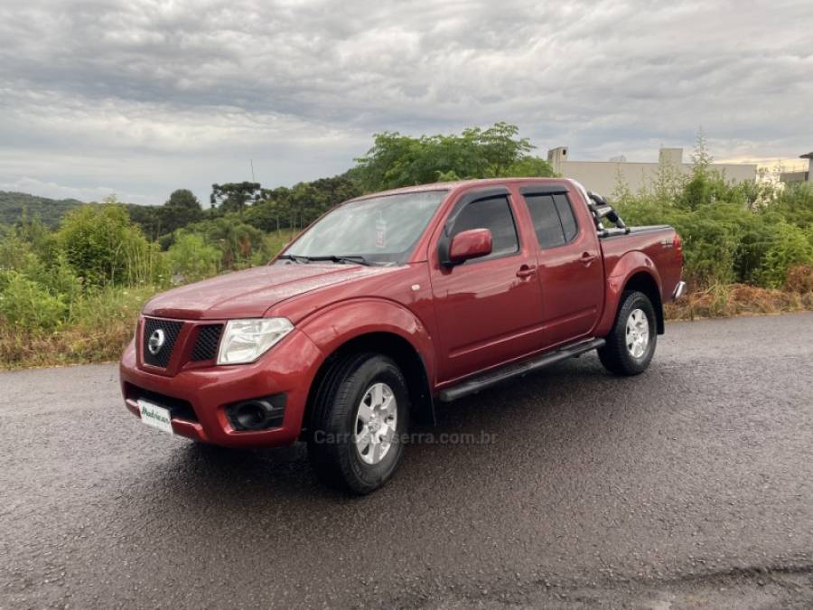 NISSAN - FRONTIER - 2014/2015 - Vermelha - R$ 95.000,00