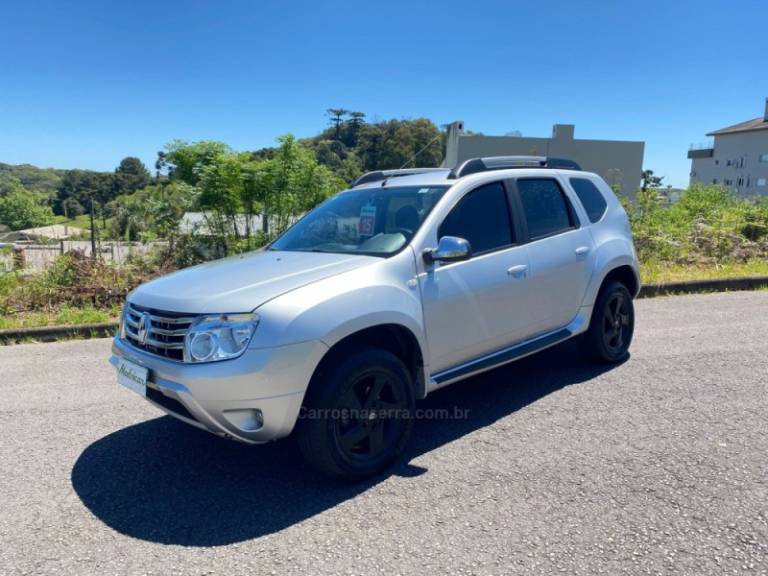 RENAULT - DUSTER - 2014/2015 - Prata - R$ 52.000,00