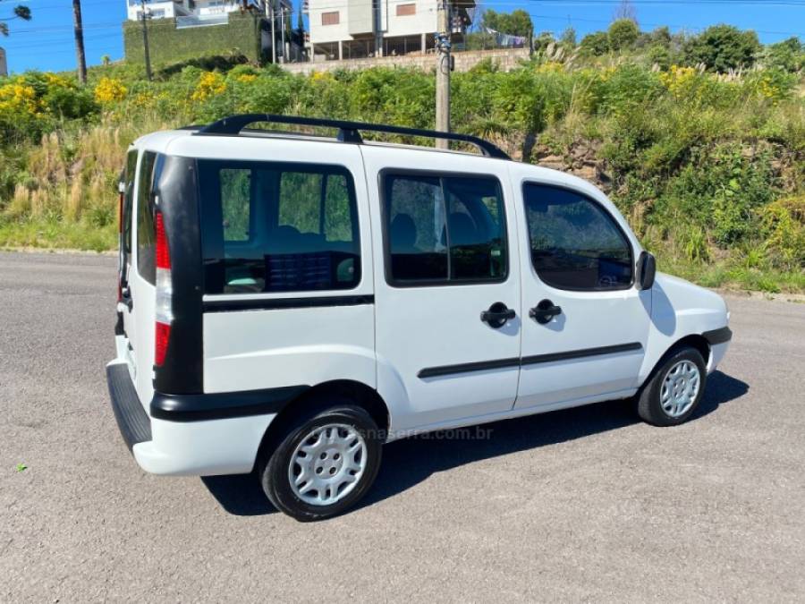 FIAT - DOBLÓ - 2006/2006 - Branca - Sob Consulta