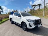 TOYOTA - HILUX - 2024/2024 - Branca - R$ 230.000,00