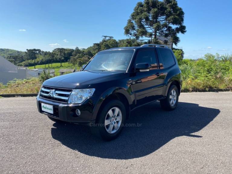 MITSUBISHI - PAJERO FULL - 2008/2008 - Preta - R$ 90.000,00