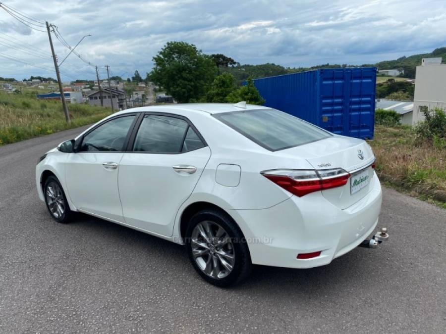 TOYOTA - COROLLA - 2019/2019 - Branca - R$ 108.000,00