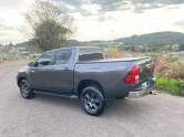 TOYOTA - HILUX - 2023/2024 - Cinza - R$ 235.000,00