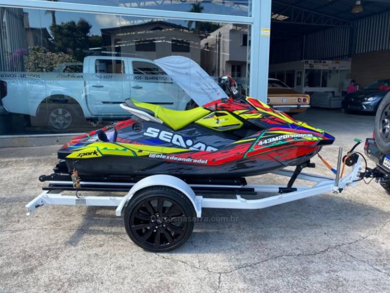 SEADOO - JET SKI - 2019/2019 - Vermelha - R$ 67.000,00