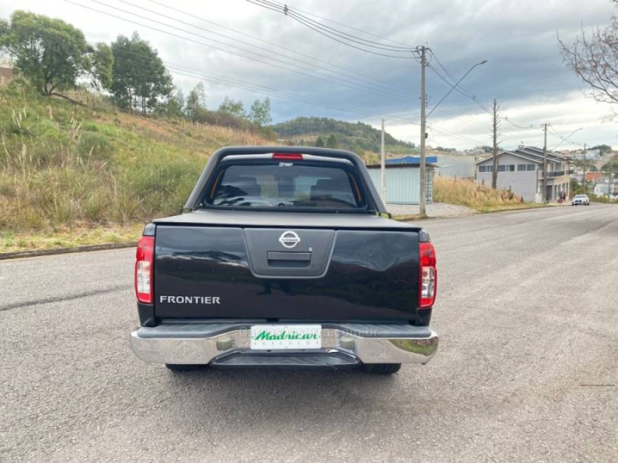 NISSAN - FRONTIER - 2008/2009 - Preta - R$ 74.000,00