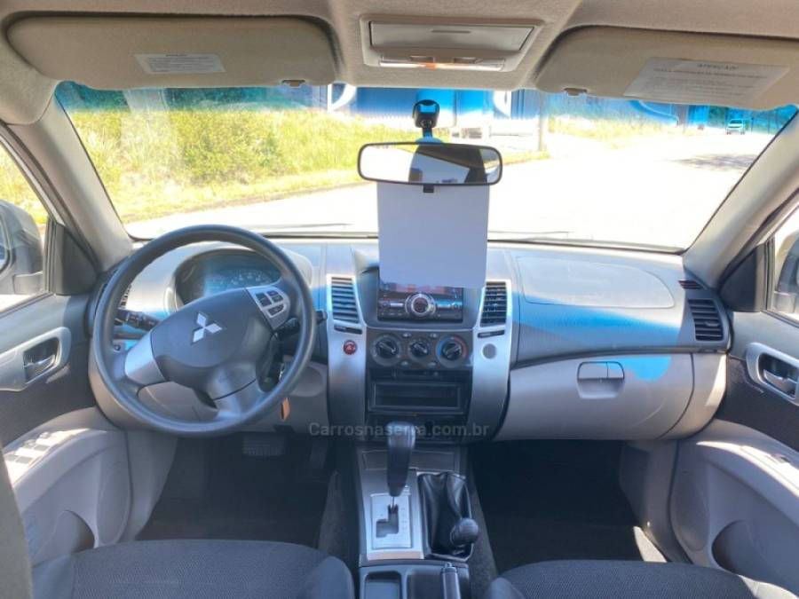 MITSUBISHI - PAJERO - 2015/2016 - Branca - R$ 130.000,00