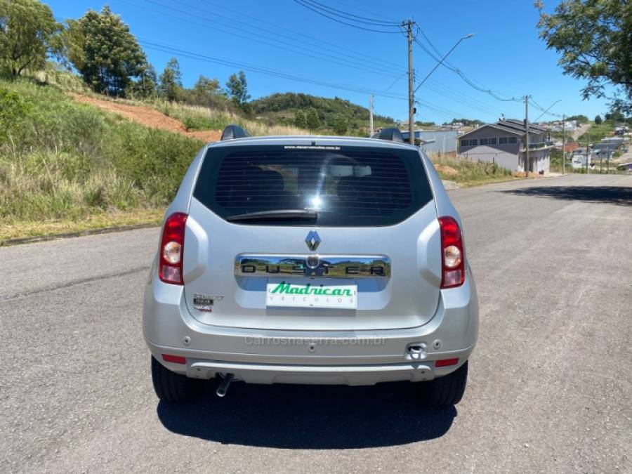 RENAULT - DUSTER - 2014/2015 - Prata - R$ 52.000,00
