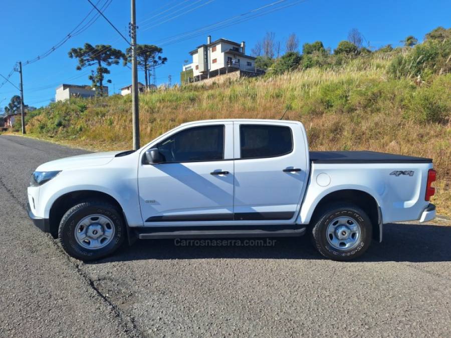 CHEVROLET - S10 - 2022/2023 - Branca - R$ 152.000,00
