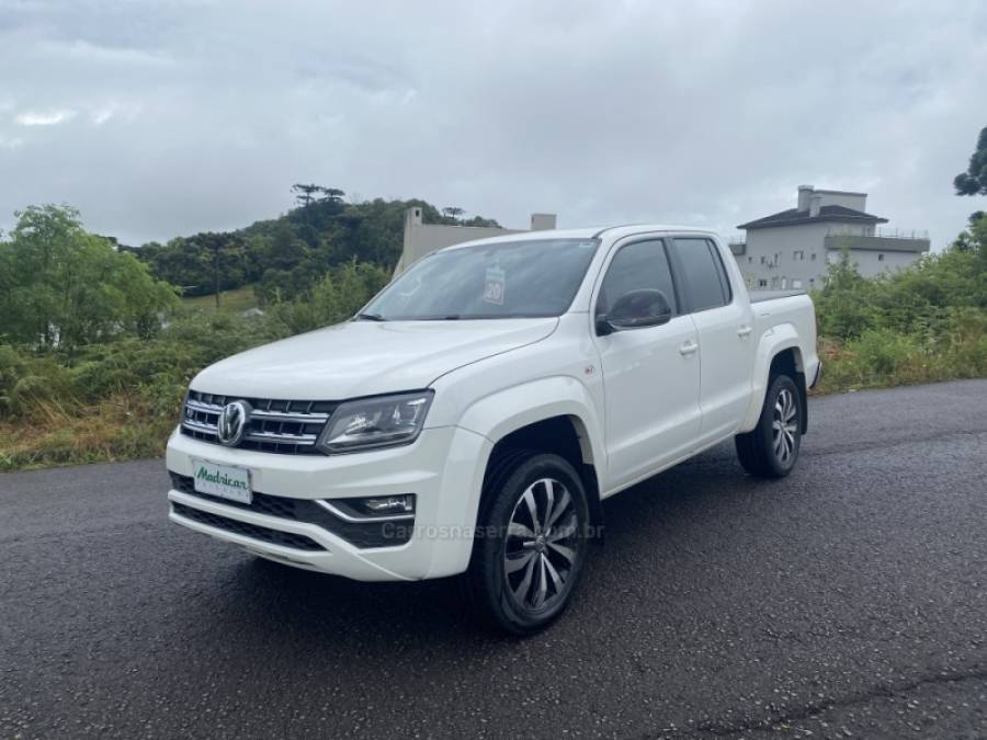 VOLKSWAGEN - AMAROK - 2019/2020 - Branca - R$ 152.000,00