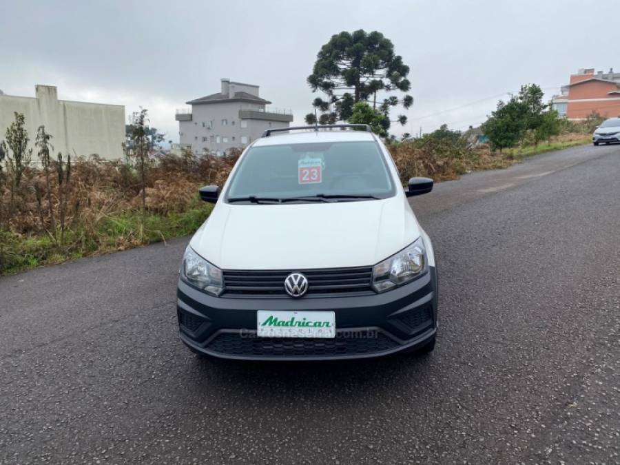 VOLKSWAGEN - SAVEIRO - 2023/2023 - Branca - R$ 75.000,00