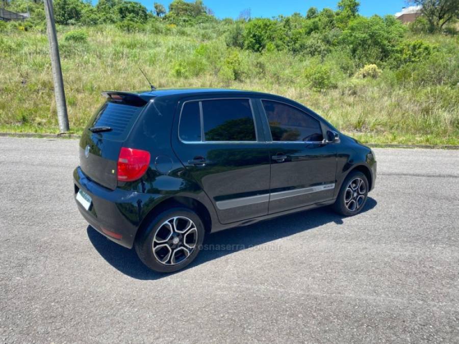 VOLKSWAGEN - FOX - 2014/2014 - Preta - R$ 42.500,00