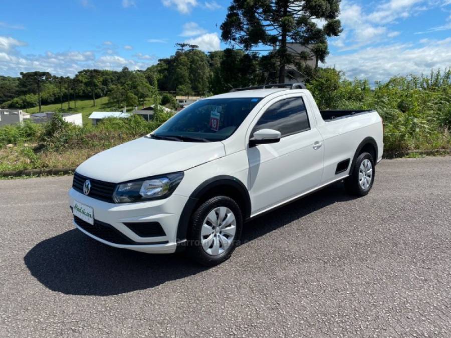 VOLKSWAGEN - SAVEIRO - 2017/2018 - Branca - R$ 61.500,00