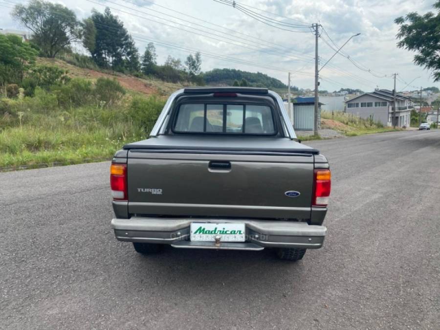 FORD - RANGER - 2000/2001 - Cinza - R$ 47.000,00