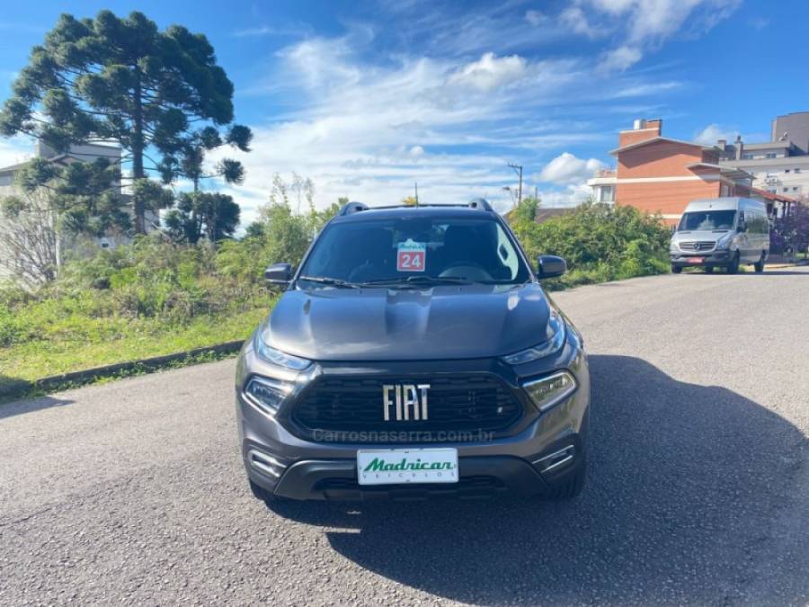 FIAT - TORO - 2023/2024 - Cinza - R$ 135.000,00