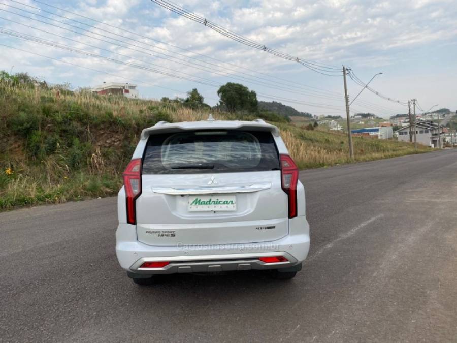 MITSUBISHI - PAJERO SPORT - 2020/2021 - Branca - R$ 284.000,00