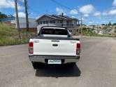 TOYOTA - HILUX - 2014/2015 - Branca - R$ 125.000,00