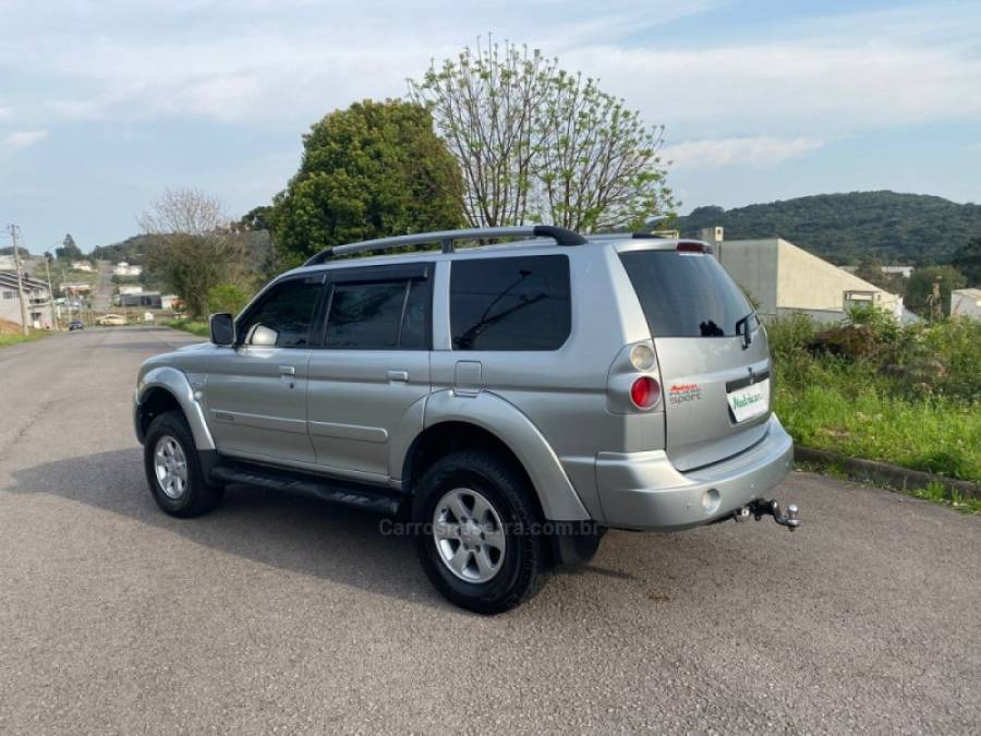 MITSUBISHI - PAJERO SPORT - 2008/2009 - Prata - R$ 62.000,00