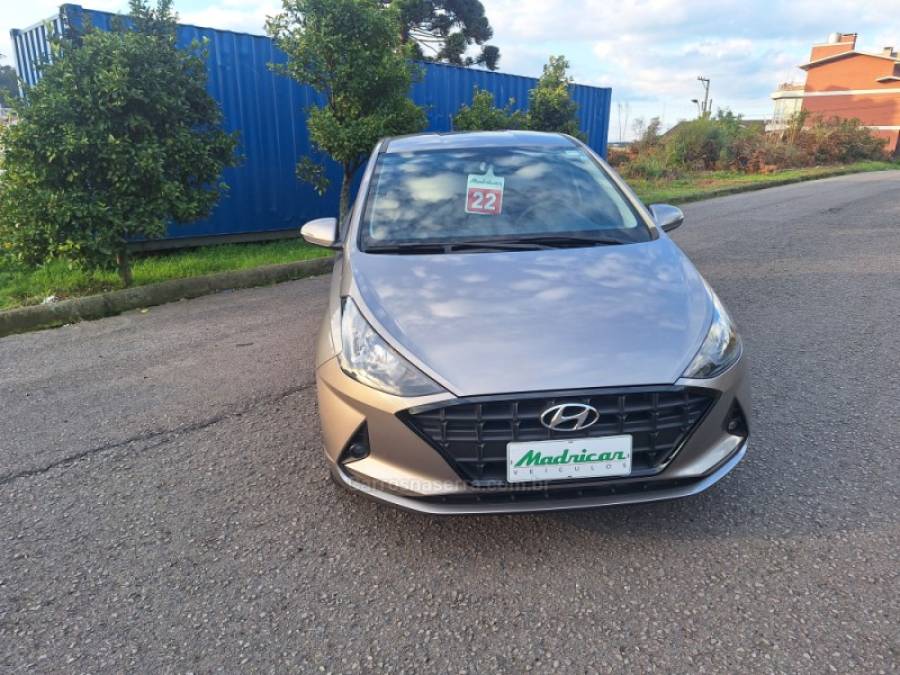 HYUNDAI - HB20 - 2021/2022 - Dourada - R$ 73.000,00