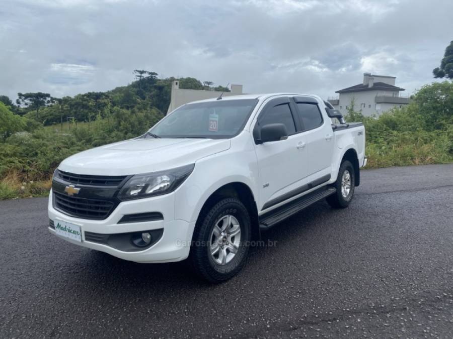 CHEVROLET - S10 - 2019/2020 - Branca - R$ 140.000,00