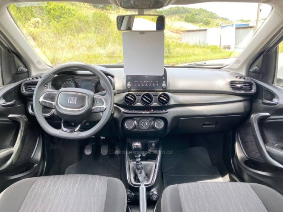 FIAT - ARGO - 2024/2025 - Branca - R$ 75.000,00