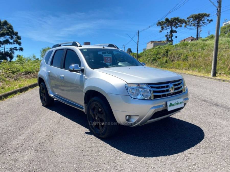 RENAULT - DUSTER - 2014/2015 - Prata - R$ 52.000,00