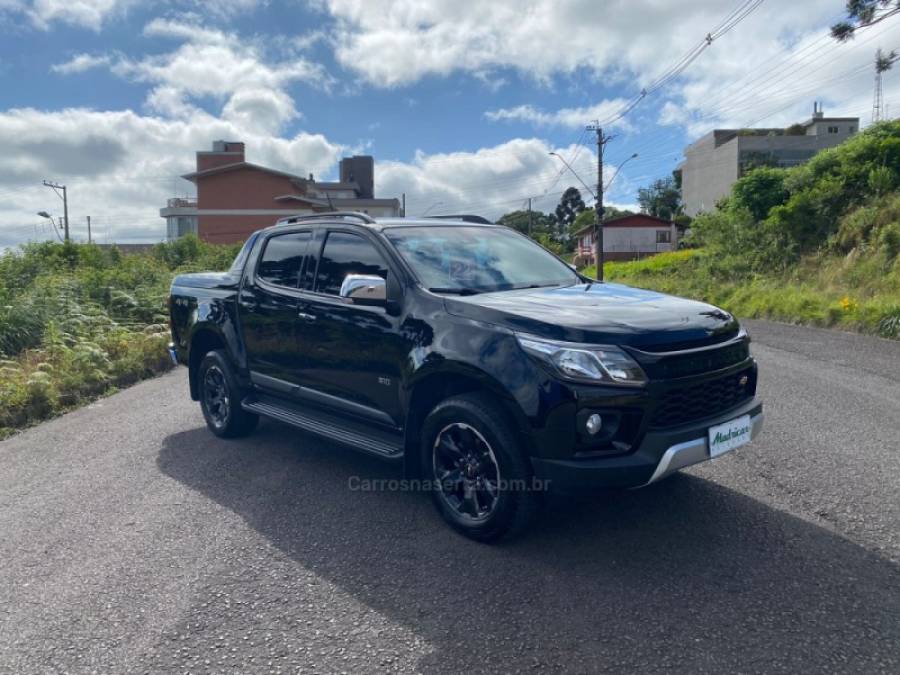 CHEVROLET - S10 - 2021/2022 - Preta - R$ 203.000,00